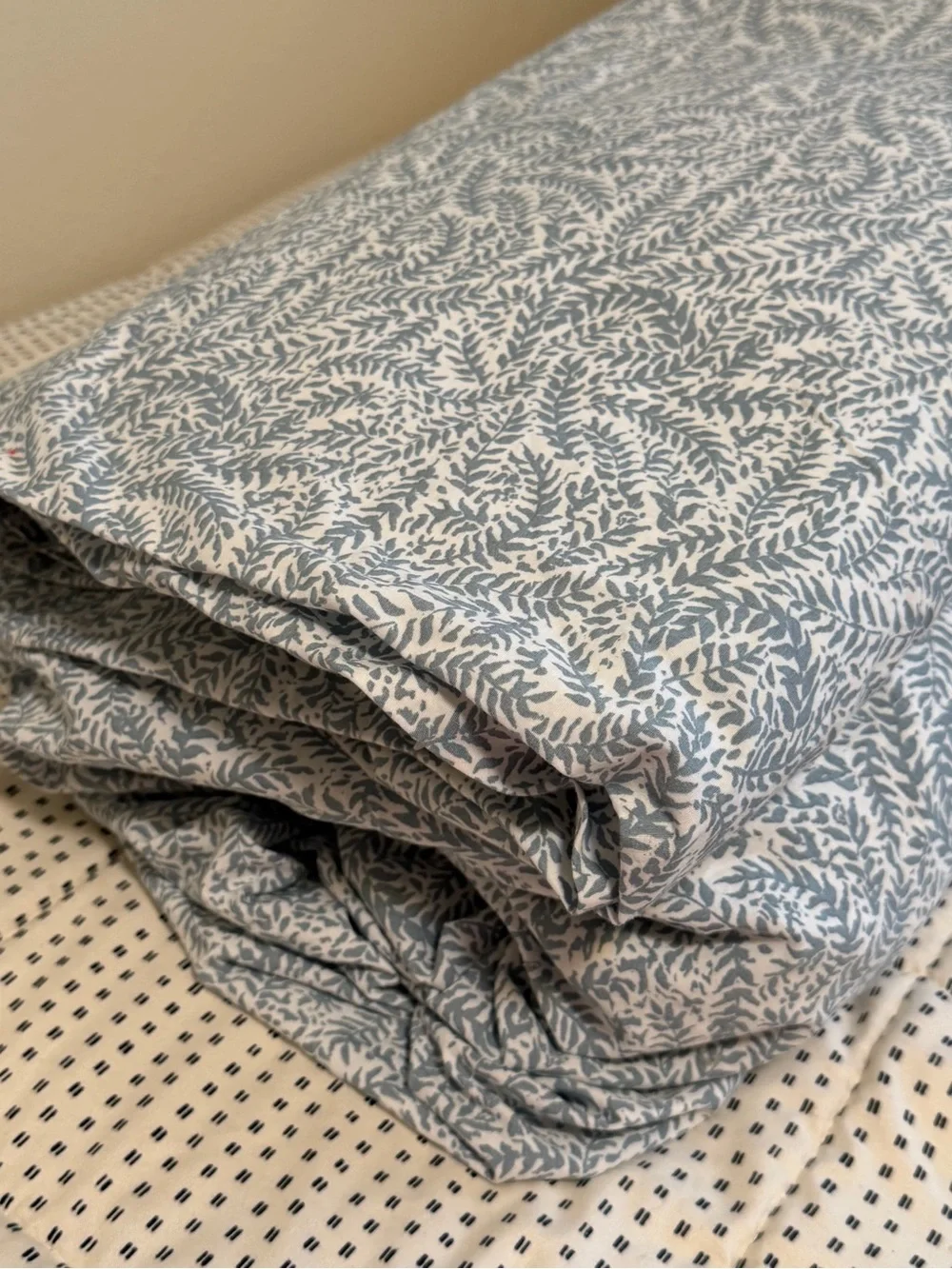 Threshold Light Blue Leaf-Print Cotton Quilt